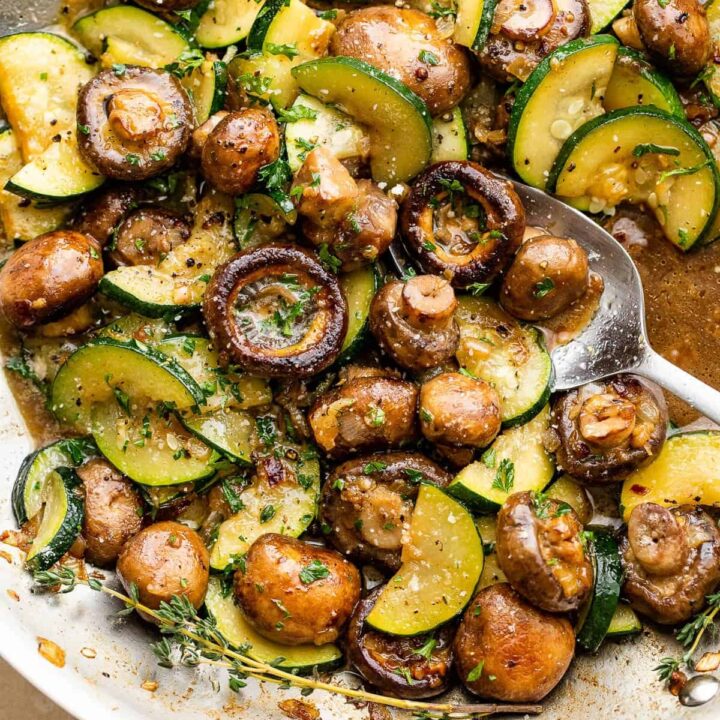 Skillet Zucchini and Mushrooms 